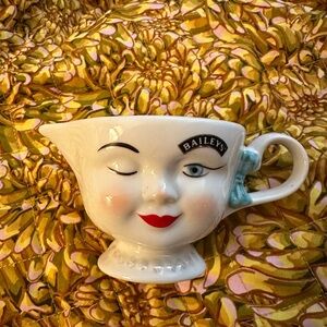 Bailey’s Vintage Creamer